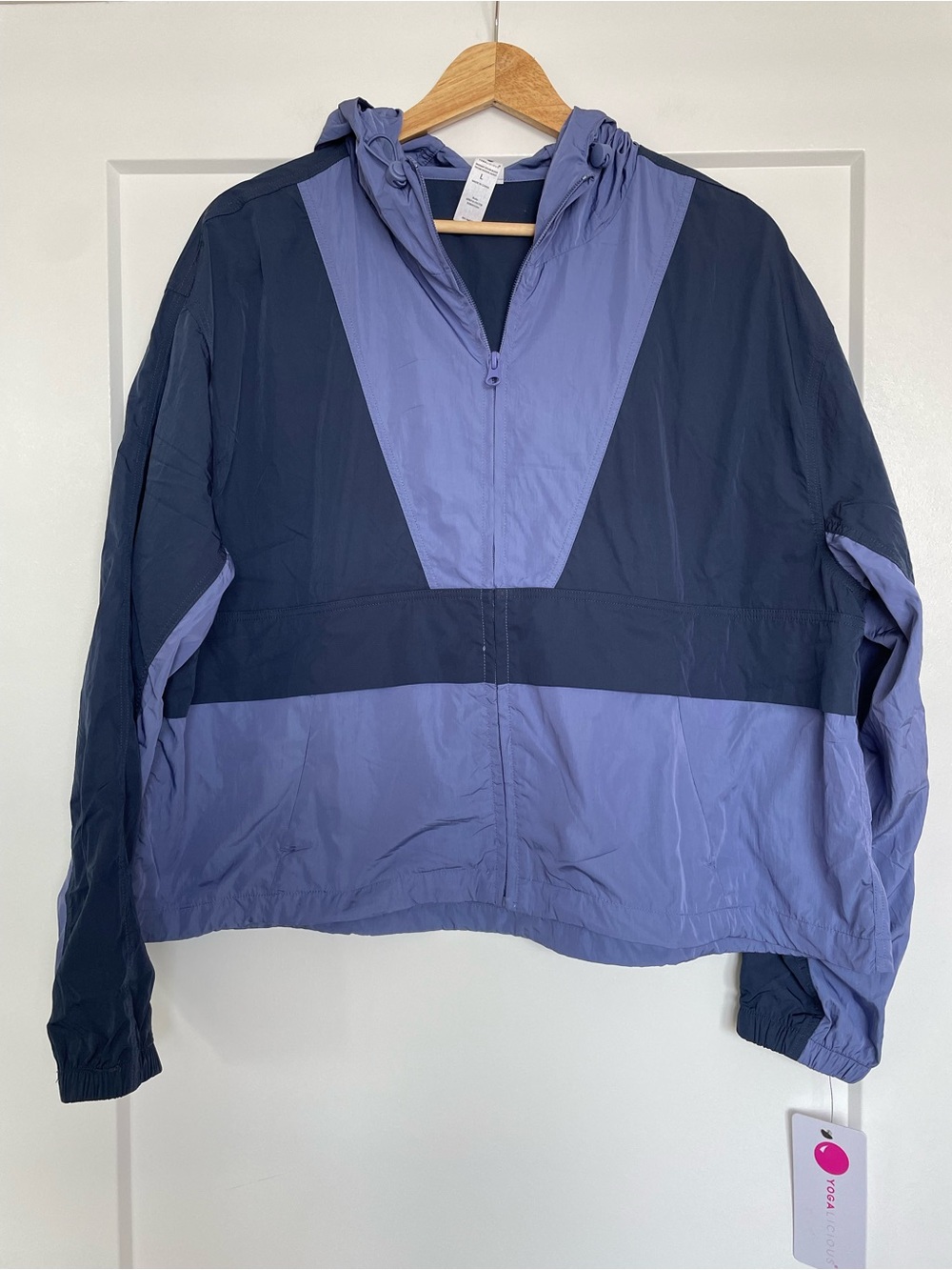 Yogalicious Colorblock Hooded Windbreaker Jacket Size Large NWT